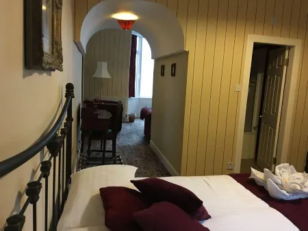 Cannon House Guest House