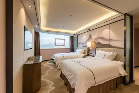 Jiujiang Chengtou Hotel Отели рядом с достопримечательностью «Accounting and Auditing Institute， Jiujiang University»