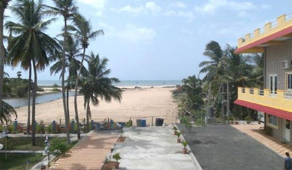 V Resorts Palm Coast Beach Resorts, Prakasam - Updated 2023 Prices, Reviews  u0026 Deals | Trip.com