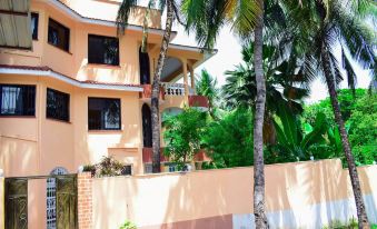 Garden Park Hotel Mtwapa - Housity