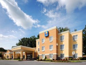 Comfort Inn & Suites Saratoga Springs