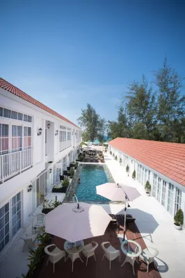 White Boutique Hotel and Residences Hotels in Otres Beach