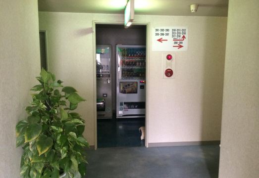 2. 비즈니스 인 스..