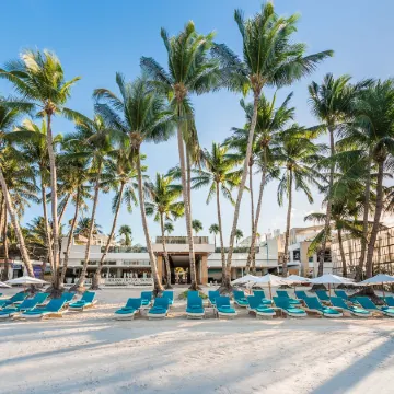 Henann Crystal Sands Resort