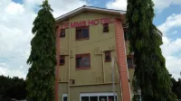 Temms Hotel Hotels in Seeta