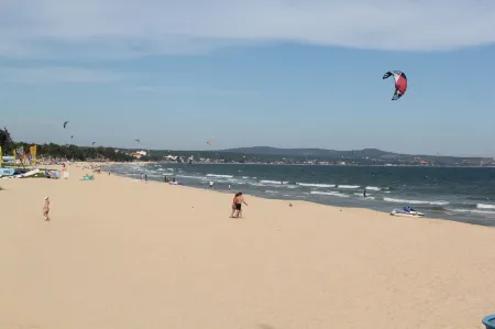 CA TY MUI NE BEACH RESORT & SPA Отели рядом с достопримечательностью «Po Shanu Cham Towers»