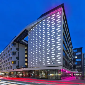 Moxy Frankfurt City Center Hotels near Goethe House