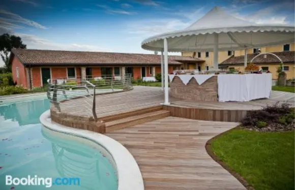 愛卡松尼農場酒店