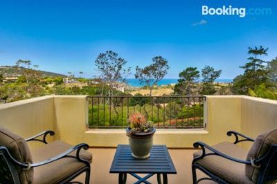 Public Areas #8080 - SeaView Sanctuary Five-Bedroom Holiday Home Photo