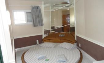 Hotel Yes (Adult Only)
