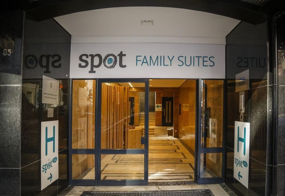 Hotel Spot Family Suites,Porto 2024 | Trip.com
