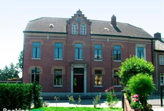 拉維與玫瑰住宅