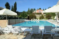 Three Seasons Hotels in Kavos