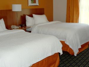 Fairfield Inn & Suites Fairmont