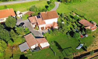 Villa Rubcic Rooms - Housity