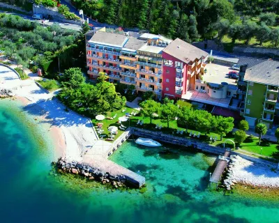 Hotel du Lac - Relax Attitude Hotel