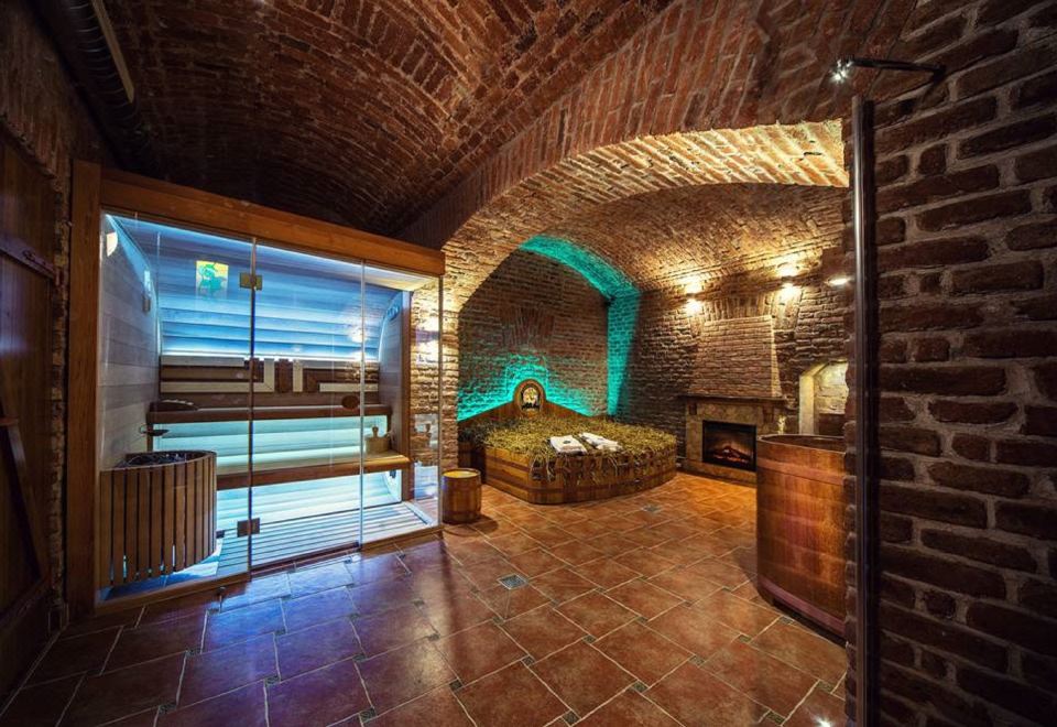 5. 호텔 스위트 홈..