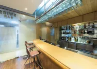Hotel Parle International - bar
