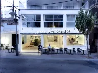 Hotel Gracia فنادق في إل أرينال