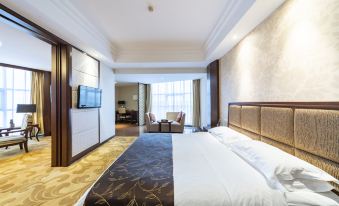 Yulong International Hotel