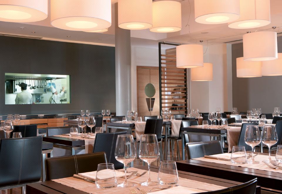 시 아트 호텔의 바 또는 편의시설