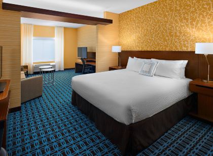 Fairfield Inn & Suites Fresno Yosemite International Airport