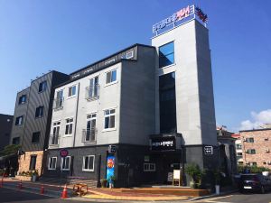 Daecheon sagwanamu pension