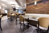 Drury Inn & Suites Louisville North - breakfast