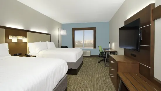 Holiday Inn Express & Suites Columbus North