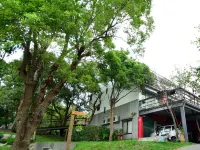 Sanyi Wei Wei Feng B&B Hotels near Fugui Mudan