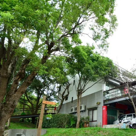 Sanyi Wei Wei Feng B&B