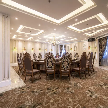 SI LU TIAN SHAN HOTEL