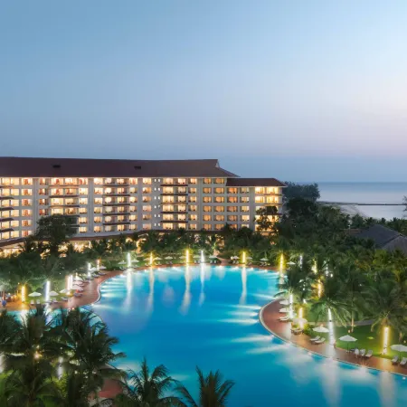 Vinpearl Resort & Spa Phu Quoc Отели рядом с достопримечательностью «Van beach»