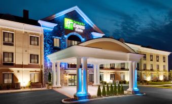 Holiday Inn Express & Suites Warminster - Horsham