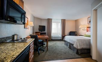 Candlewood Suites Perrysburg