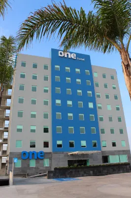 One Guadalajara Tapatio Hotels near TIANGUIS NAVIDEÑO DE LA PLAZA REFORMA