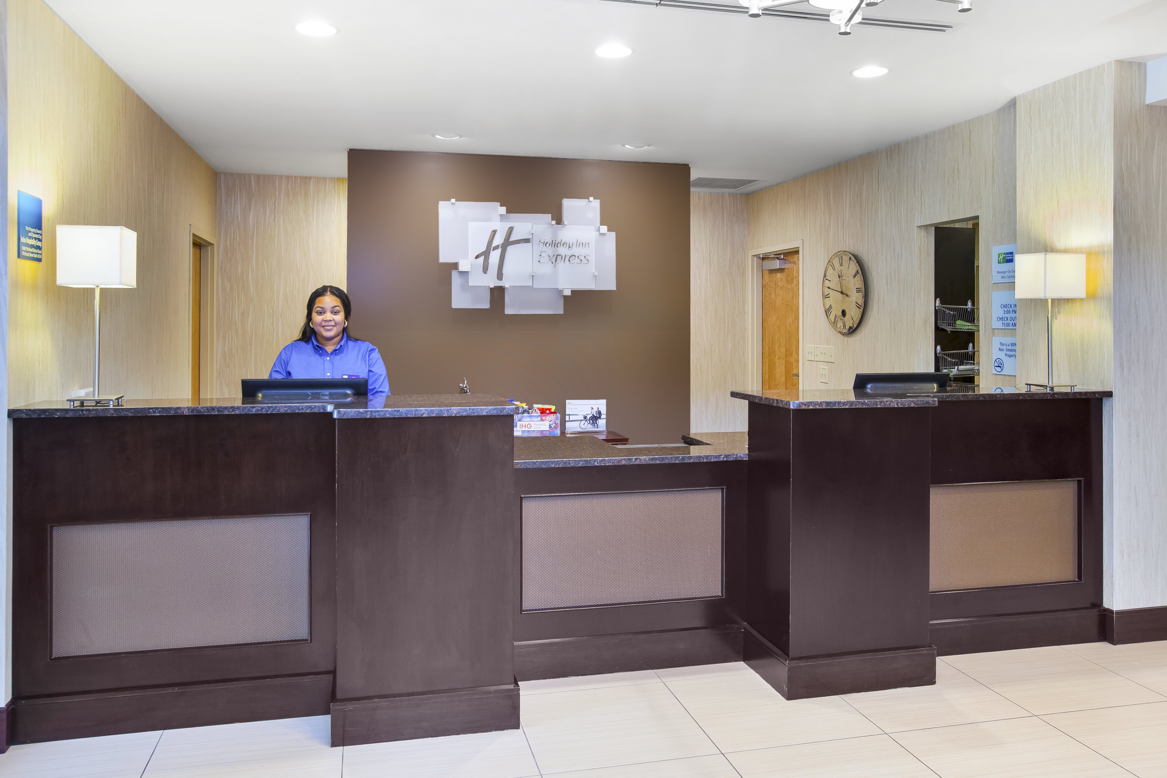 Holiday Inn Express & Suites Geneva Finger Lakes, an Ihg Hotel