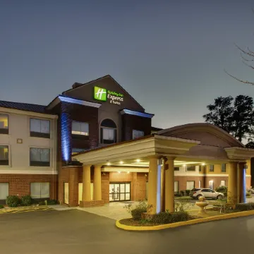 Holiday Inn Express & Suites LAUREL by IHG