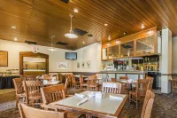 Quality Inn & Suites Downtown Hotels in Charlottetown