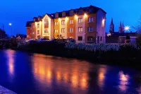 Lancaster Lodge - Homestays