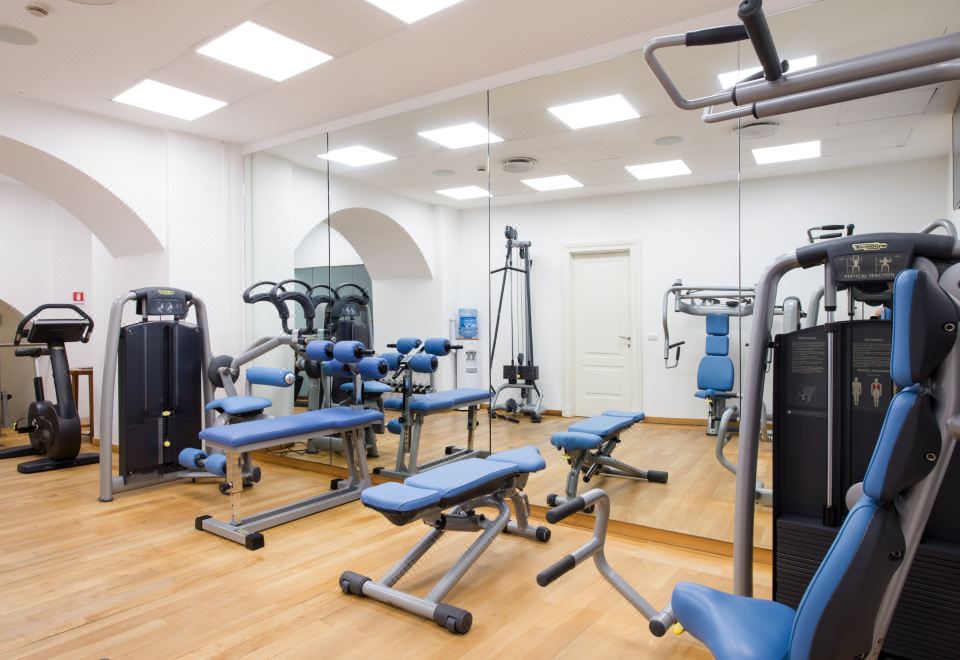 Luxe Rose Garden Hotel Over view