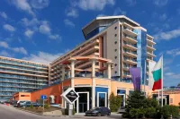 Astera Hotel & Spa with Free Private Beach Hotels in Zlatni pjasătsi