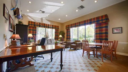 PaddleTail Waterfront Lodge, Trademark Collection by Wyndham