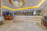 37/2000  Zero degree Starbucks Hotel (Yihua Plaza, Kaiping, Jiangmen)