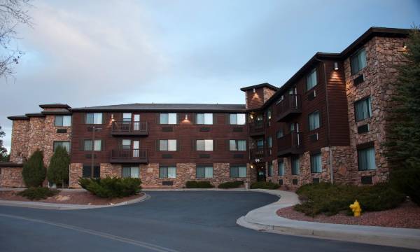 Grand Canyon Hotel & Suites