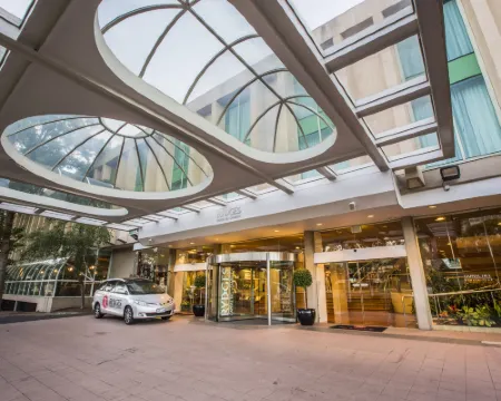 Rydges Canberra, an EVT hotel Hotéis em Canberra