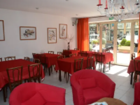 Nouvel Hotel Hotels in Saint-Raphaël