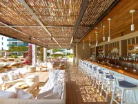1 Hotel South Beach Hotels near Holocaust Memorial