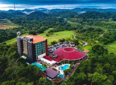 Summit Rainforest & Golf Resort Hotels in der Nähe von PTY Life
