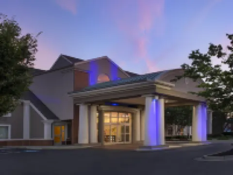 Holiday Inn Express & Suites ANNAPOLIS by IHG アナポリスのホテル